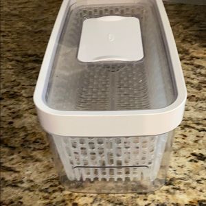 Oxo produce keeper